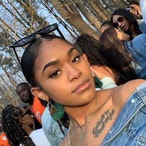 Meet your Posher, Jayme